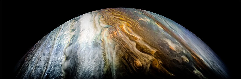 Zehnter Flyby: Packende Nahaufnahmen von der Jupiteroberfläche - Raum ...