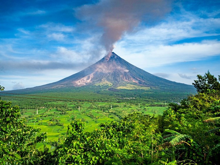 Schlammlawinengefahr an philippinischem Vulkan Mayon steigt