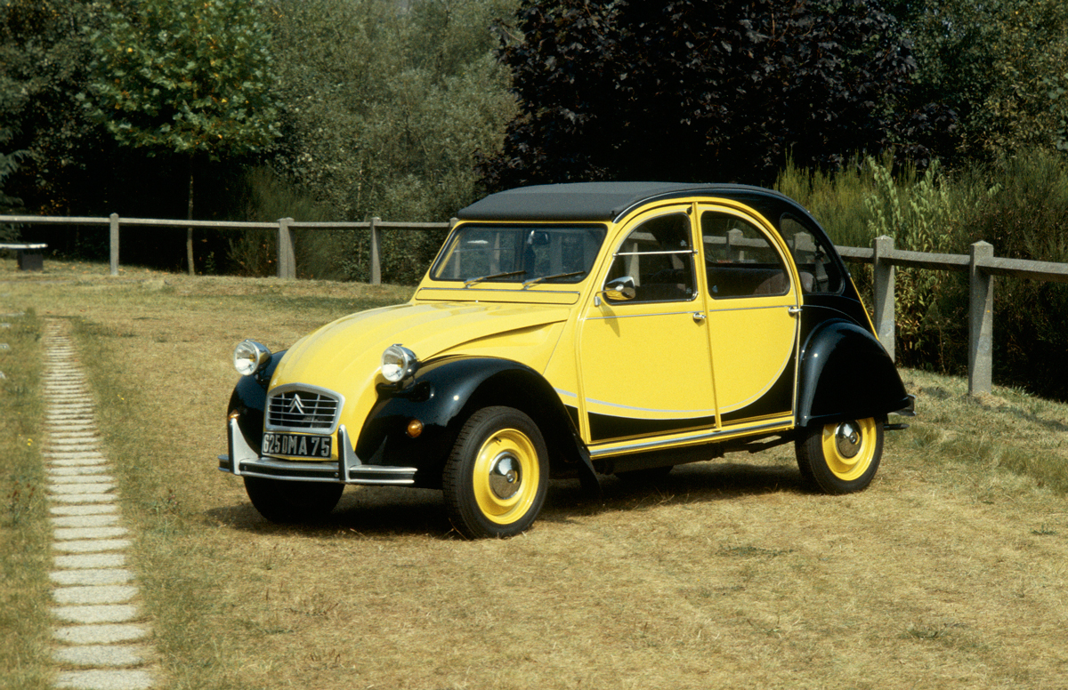 70 Jahre 2cv Avantgarde Im Zeichen Des Doppelwinkels Automobil Derstandard De Lifestyle