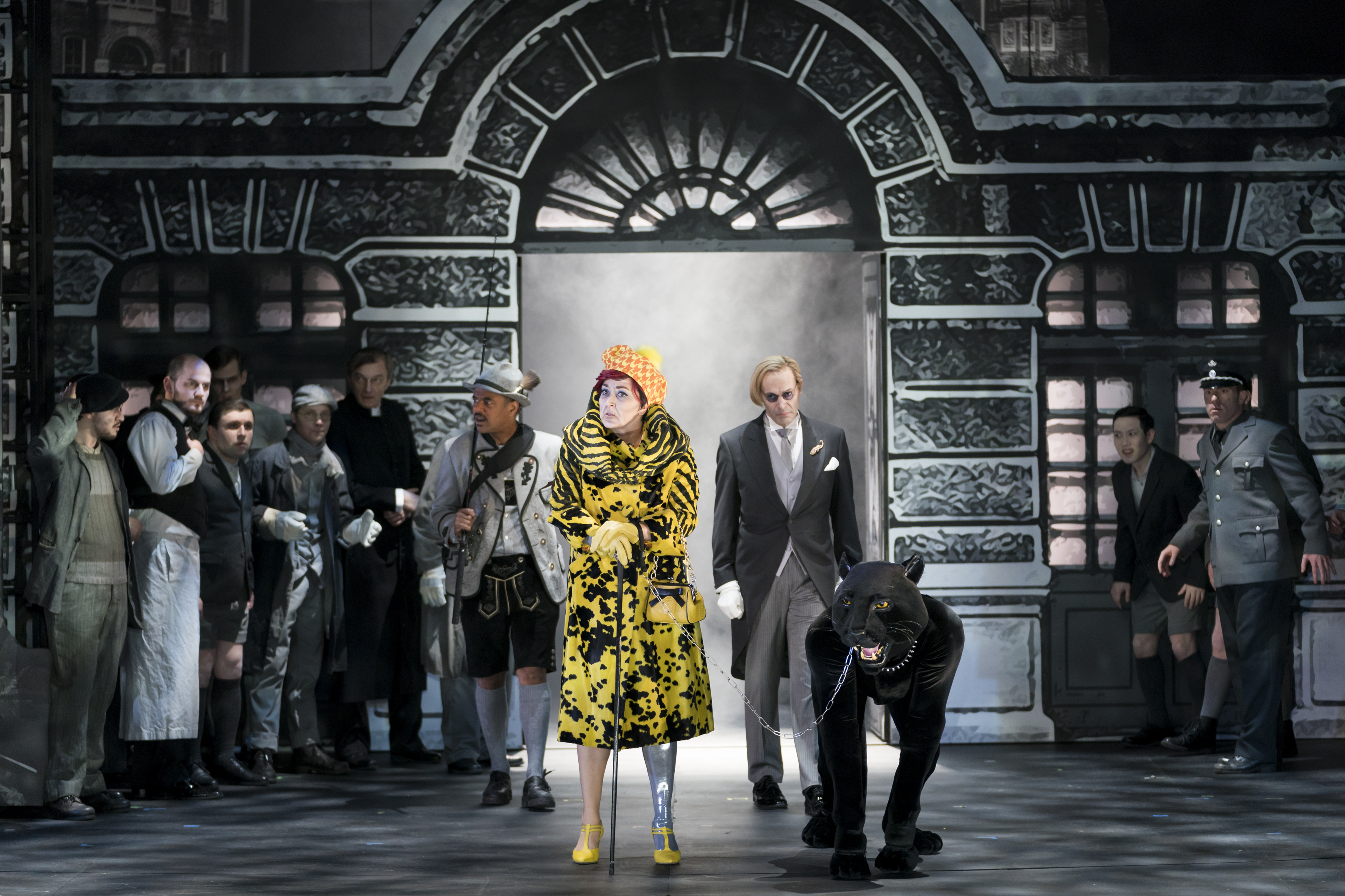 "Der Besuch der alten Dame" Hochkonjunktur durch Menschenopfer