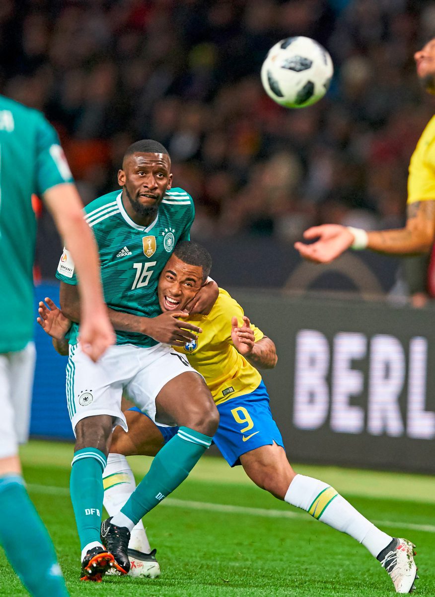 Die Software Fur Ein Erfolgreiches Fussballspiel Forschung Derstandard De Wissen Und Gesellschaft