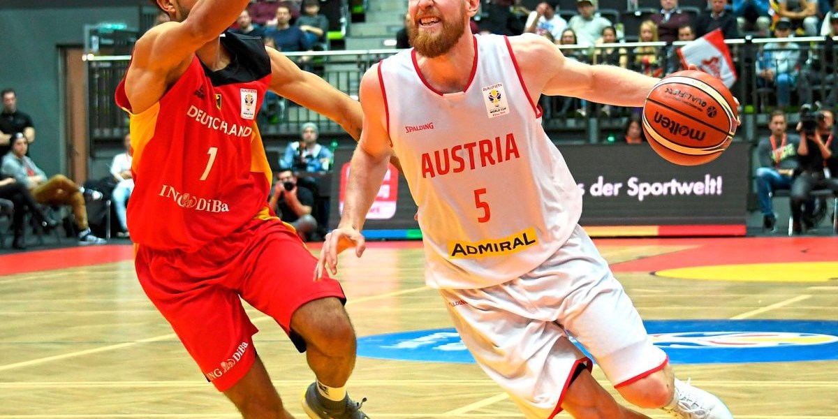 Osterreichs Basketballer Im Sommerschlaf Gegen Deutsche Nba Spieler Basketball Derstandard De Sport
