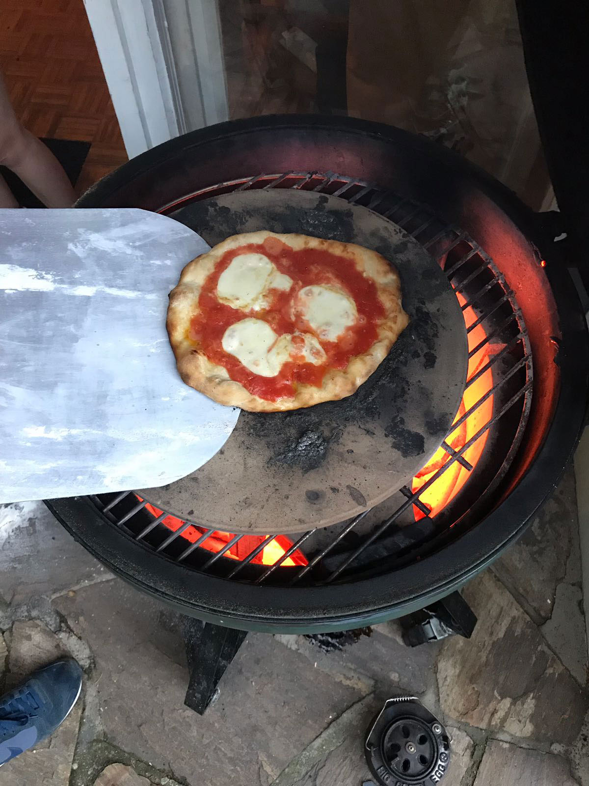Pizza backen im Grill Gruß aus der Küche derStandard.at › Lifestyle