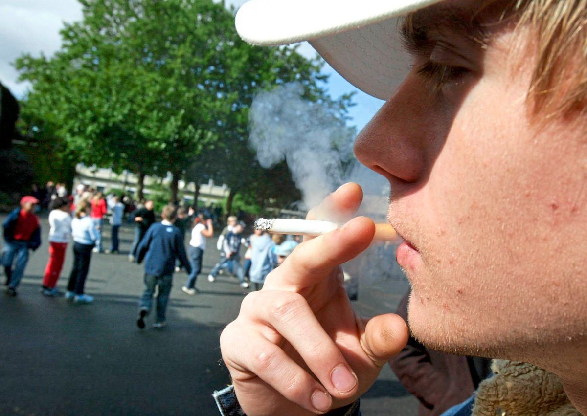 Rauchen An Schulen Wird Ausnahmslos Verboten Bildung Derstandard At Inland