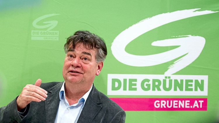 Ist Bei Den Grunen Die Luft Draussen Grune Derstandard At Inland