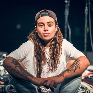 Neues Pop-Wunderkind Tash Sultana: Ed Sheeran auf ...