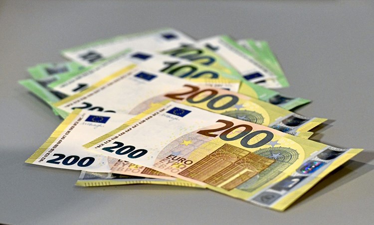 2019 Kommen Neue 100 Und 200 Euro Scheine Finanzen Borse Derstandard De Wirtschaft