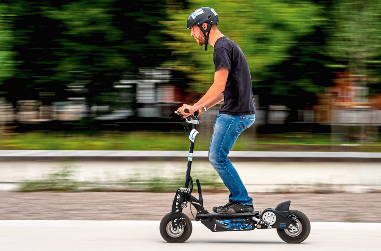 EScooter Der König der Straße und wo er parkt Wien derStandard.at