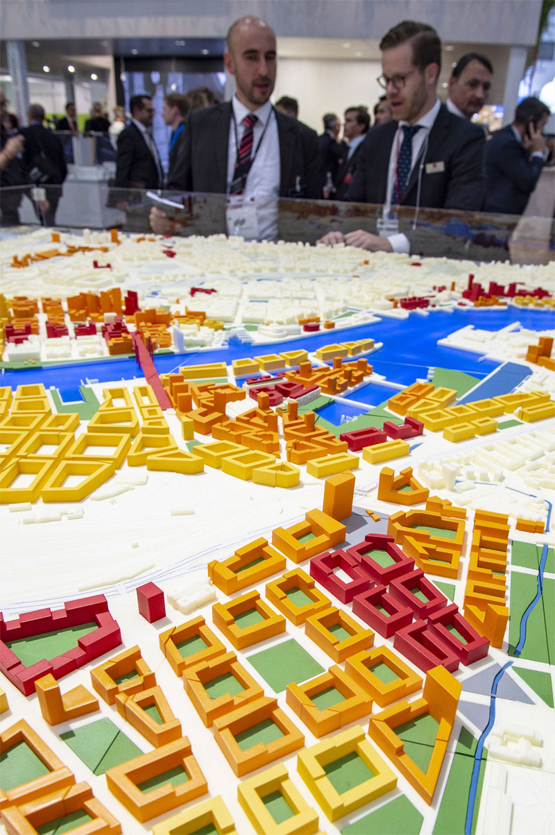 Immo Investoren Steigen Sich Auf Die Zehen Expo Real 18 Derstandard At Immobilien