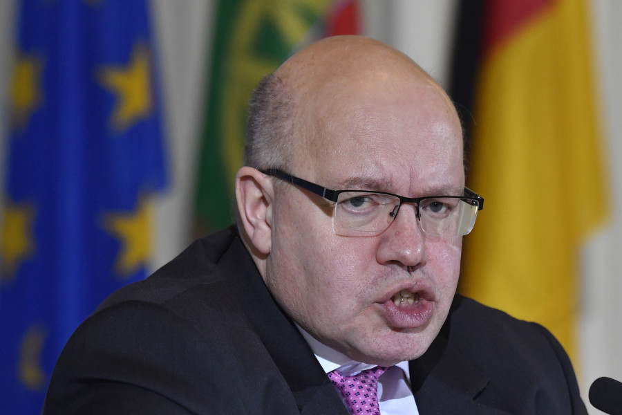 Deutschem Minister ist 4G-Netz so peinlich, dass er im Auto nicht mehr telefoniert - Telekom ...