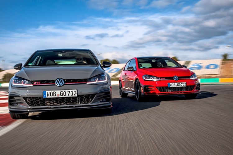 Golf Gti Tcr Zweieilige Zwillinge Gleichen Namens Vw