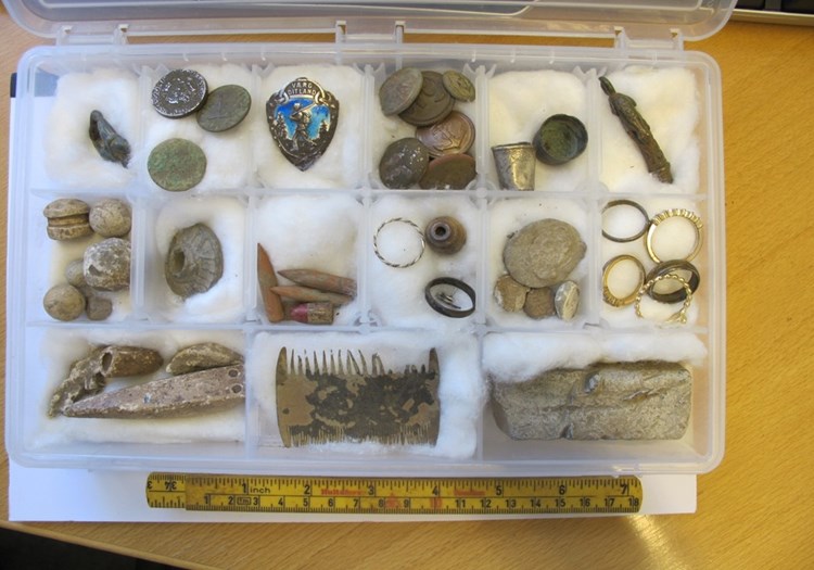 Sondenganger Alles Nur Raubgraber Archaologieblog Derstandard At Wissenschaft