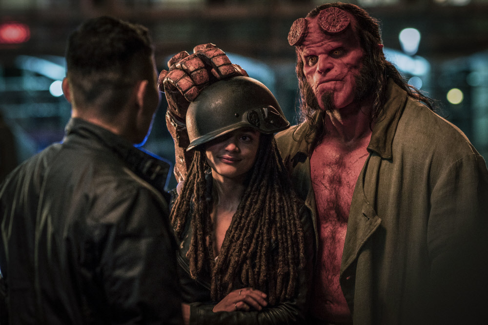 Hellboy Reboot Teufelskerle Kuscheln Nicht Film Derstandard At Kultur