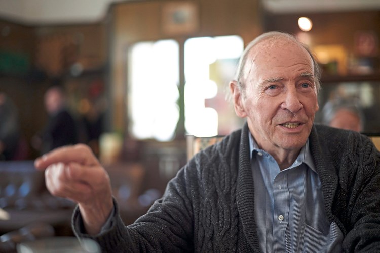Hans Menasse Hans Menasse