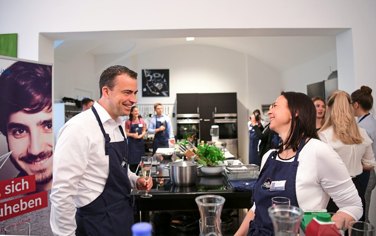 Karriere Service Bewerbung Derstandard At