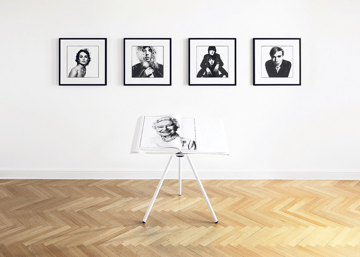 Zum 80er Des Fotografen David Bailey Gelebtes Anti Establishment Literatur Derstandard De Kultur