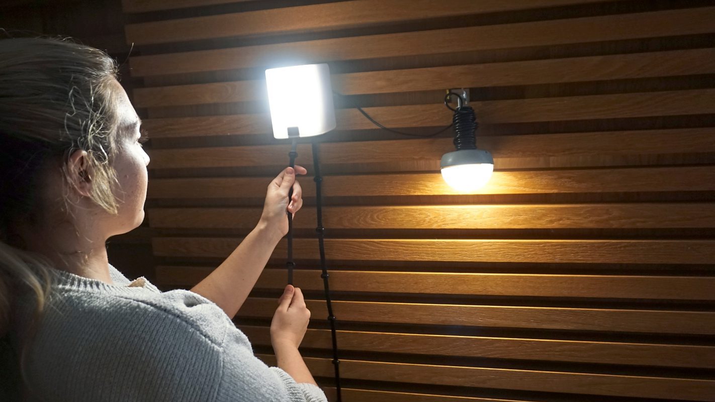 Gluhbirnen Zum Aufziehen Bringen Licht In Regionen Ohne Strom Editionzukunft Derstandard At Editionzukunft