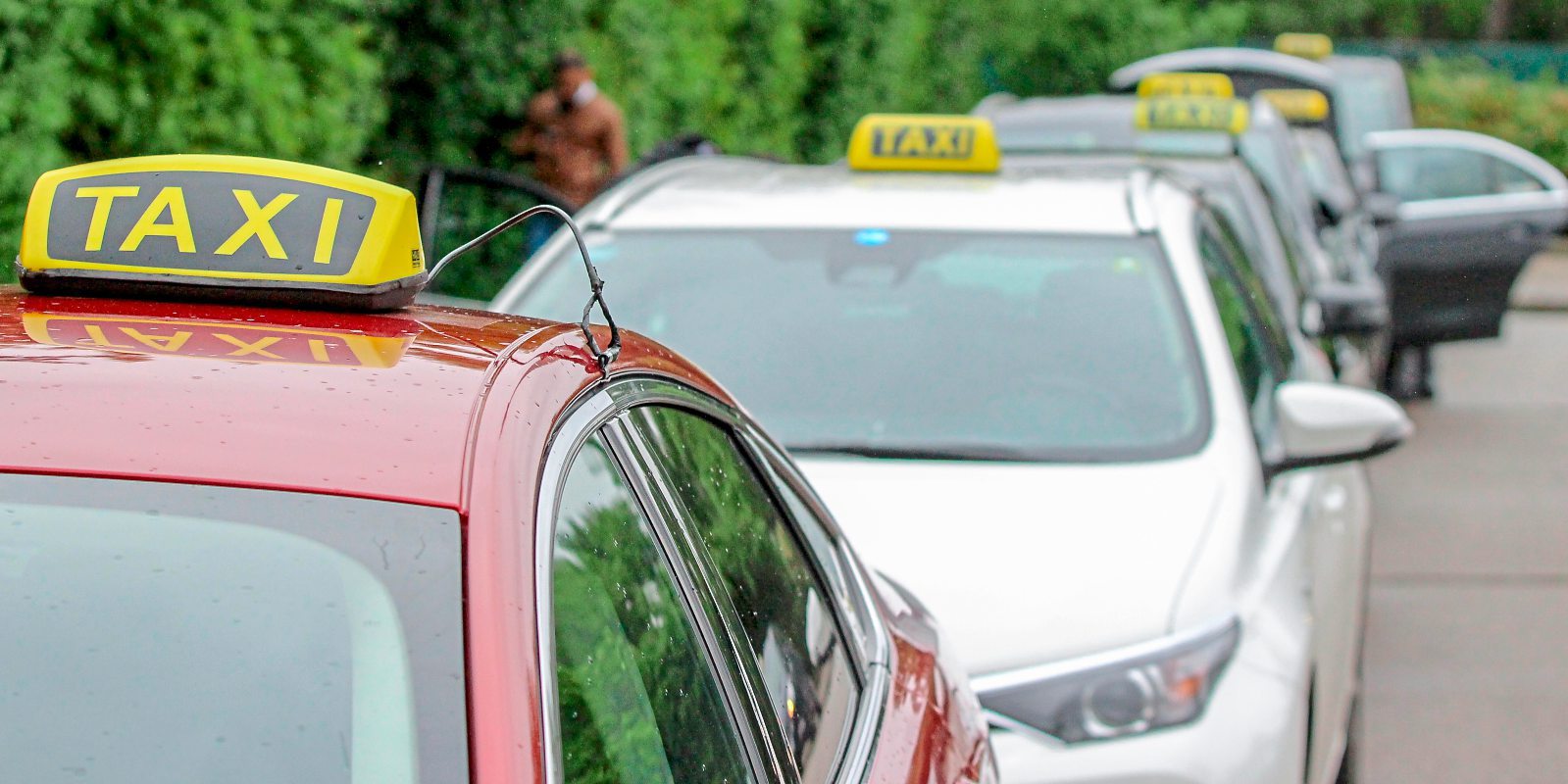 Wiener Taxler Demonstrieren Politik Kundigt Anderung An