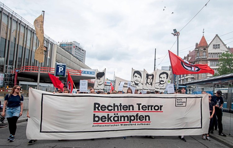 Gericht hebt Verbot von rechtsextremer Demo in Kassel auf ...