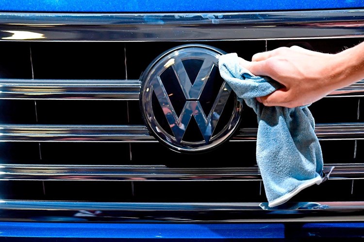 Volkswagen Tochter Elli Beteiligt Sich An Salzburger Start Up Has To Be Unternehmen Derstandard De Wirtschaft