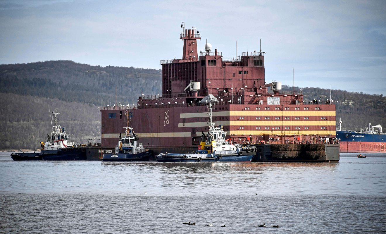 Russlands Schwimmendes Atomkraftwerk Ist Fertig Russland Derstandard At International