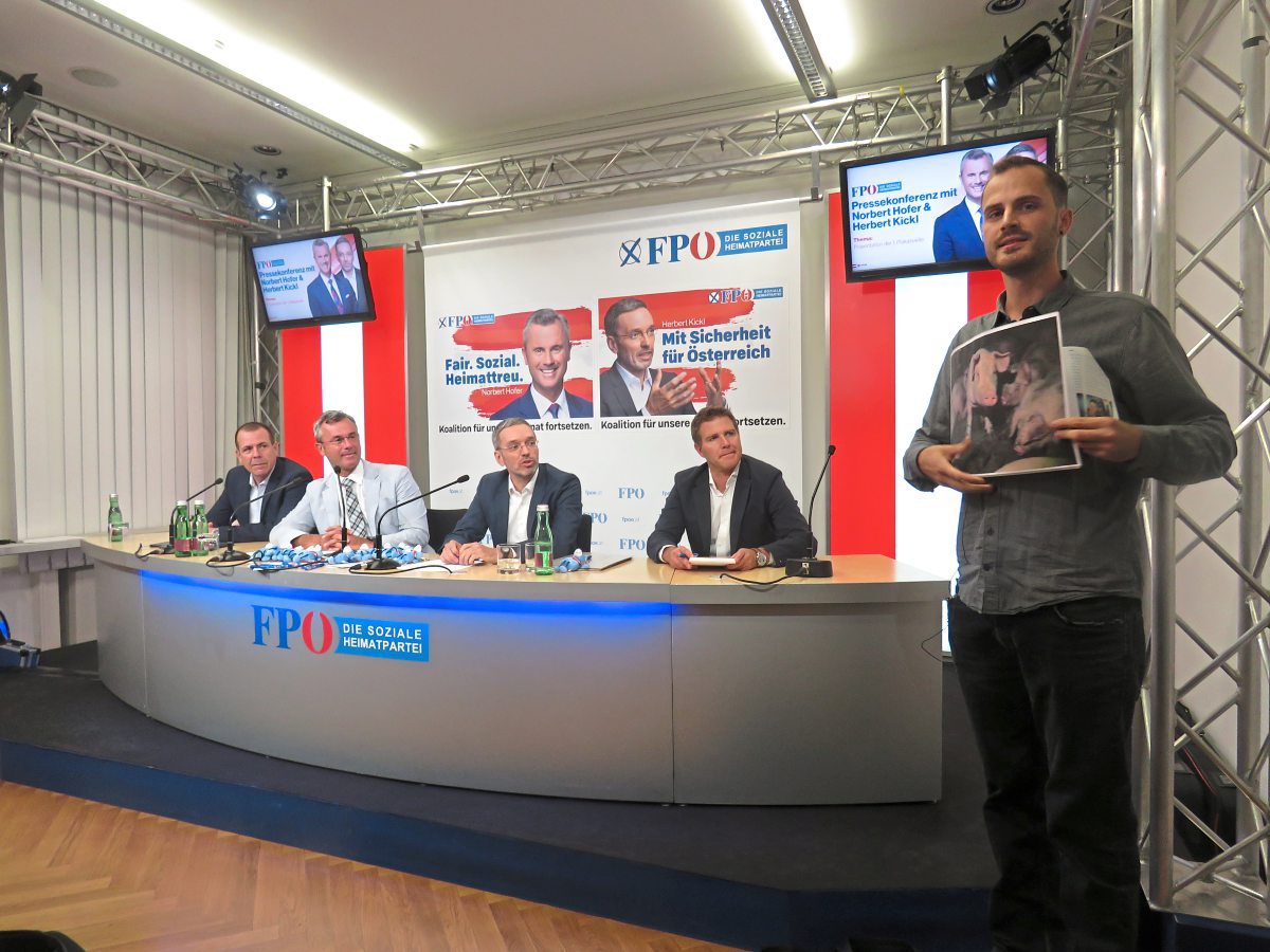 Parteien Prasentieren Wahlplakate Tierschutzer Stort Fpo Pressekonferenz Nationalratswahl Derstandard At Inland