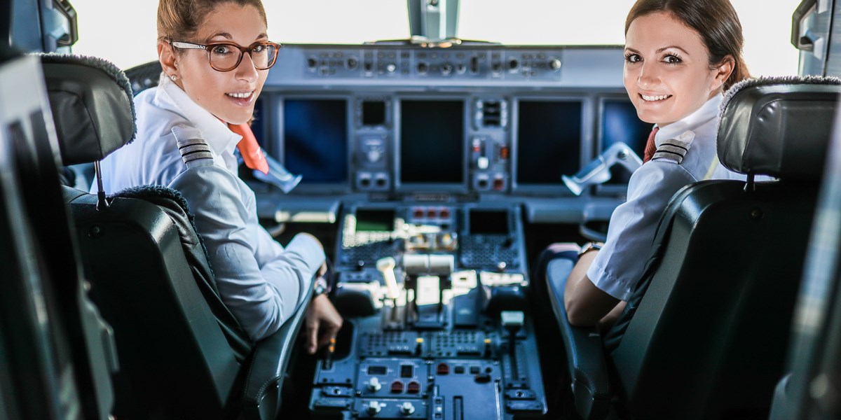 Warum Im Cockpit Noch Immer So Wenige Frauen Sitzen Reisen Aktuell Derstandard De Lifestyle