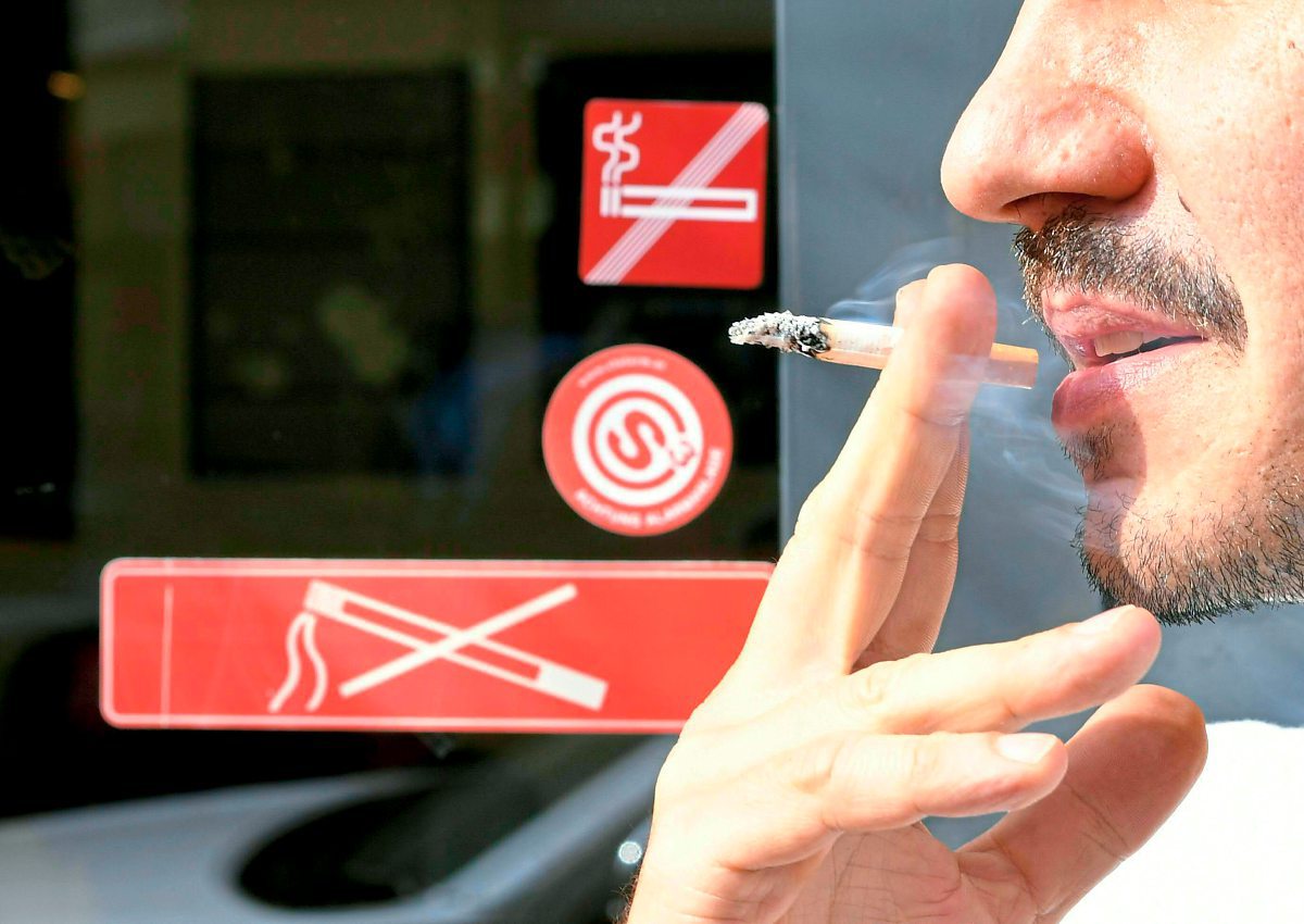 Rauchverbot Vfgh Lehnt Antrag Der Nachtgastronomie Ab Nicht Rauchen Derstandard At Panorama