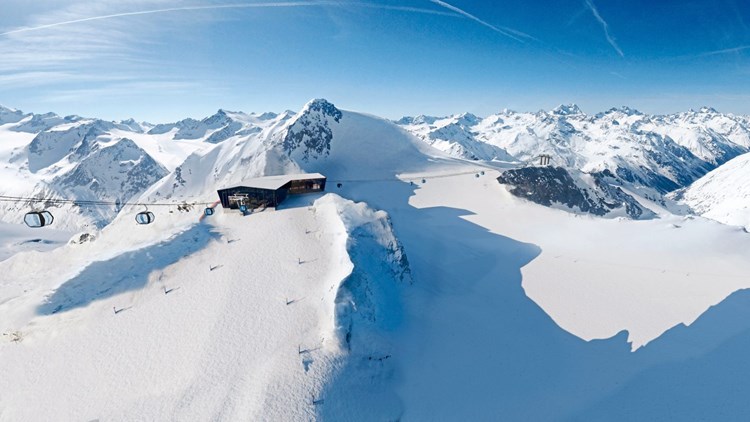 Die Gletscherehe Tourismus In Seiner Zerstorerischen Form Okologie Derstandard At Panorama