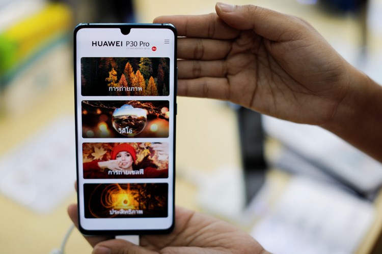Marktforscher Huawei Verkaufe In Europa Stabil Smartphones Derstandard De Web