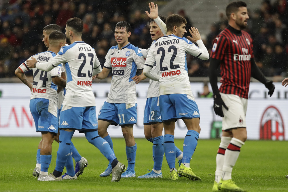 Neapel-Boss will nach "Meuterei" die Gehälter kürzen - Champions League