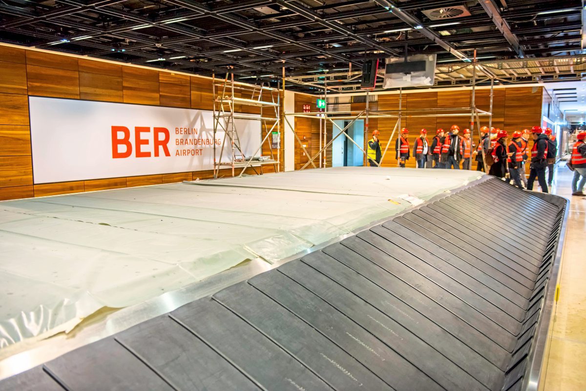 Airport Berlin Nur Die Kosten Heben Ab Verkehr Kosten Derstandard De Wirtschaft