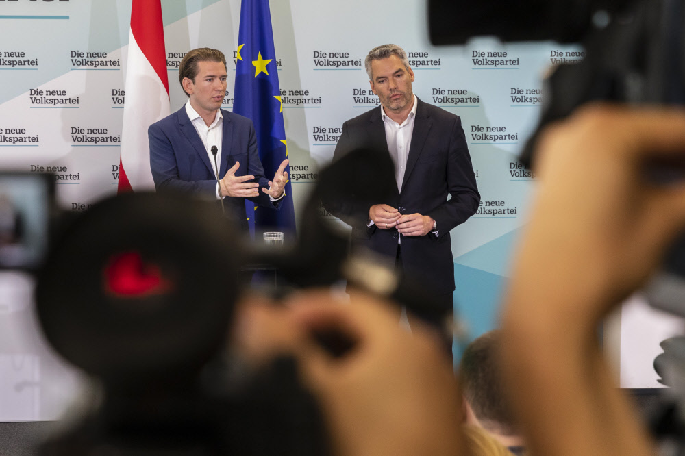 Wie Ein Junger Mann Medien Und Politik Mit Gefalschten Ovp Mails Narrte Inland Derstandard At Inland