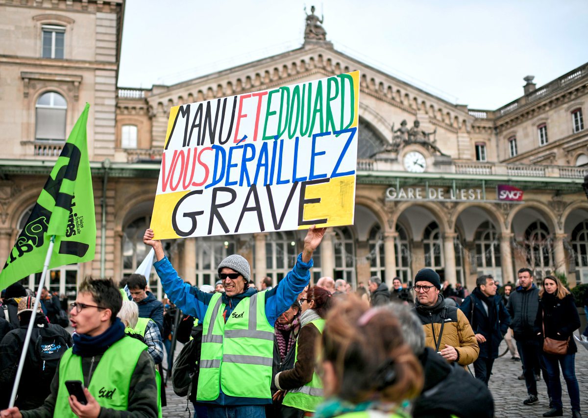 Streiks Gegen Pensionsreform In Frankreich Gehen Weiter Frankreich Derstandard De International