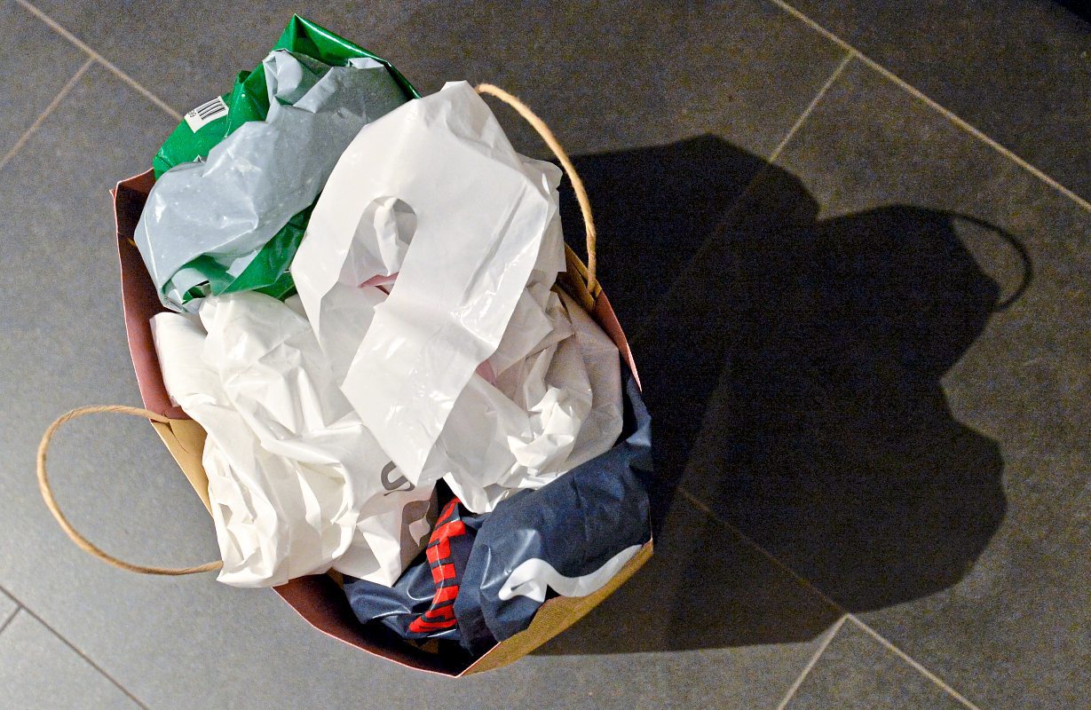 Gegen Den Verpackungsmull Im Handel Wird Wieder Ausgepackt Unternehmen Derstandard At Wirtschaft