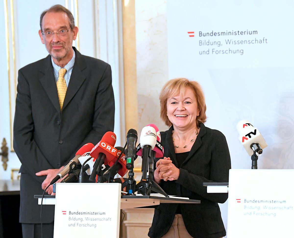 Neues Buch Durfte Ombudsfrau Susanne Wiesinger Den Job Kosten Schule Derstandard At Inland