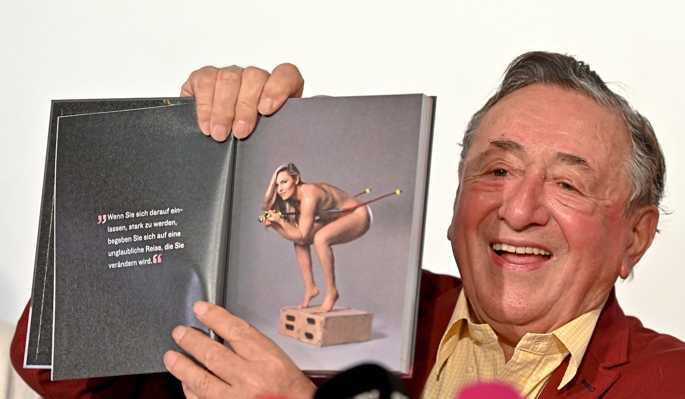 Download Opernball Lugner Wurde Erneut Versetzt Opernball Derstandard For Android Get Wallpaper Opernball Lugner Wurde Erneut Versetzt Opernball Derstandard For iPhone Free