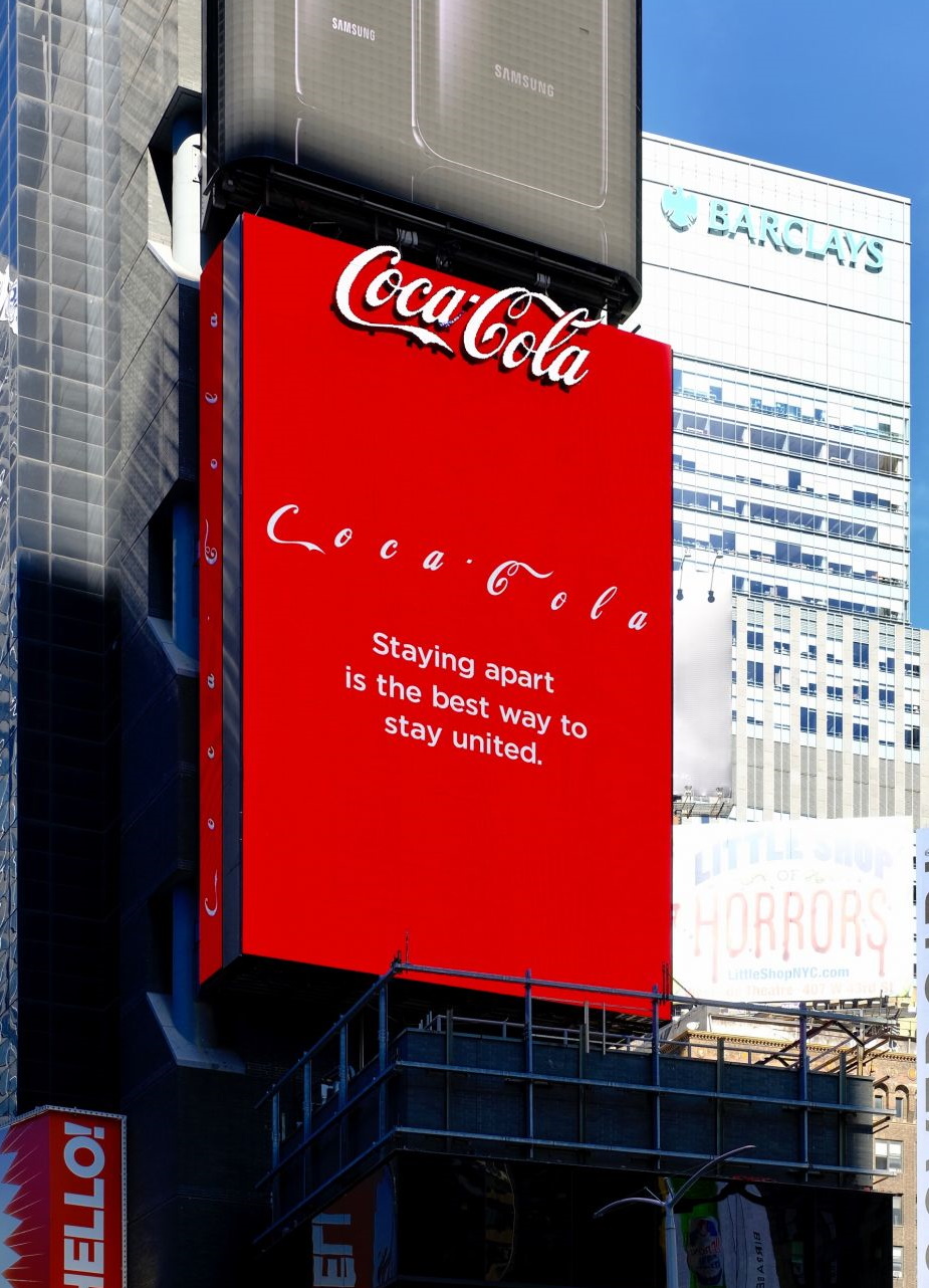 Buchstaben Mit Abstand Coca Cola Und Mcdonald S Andern Logo Werbung Derstandard De Kultur