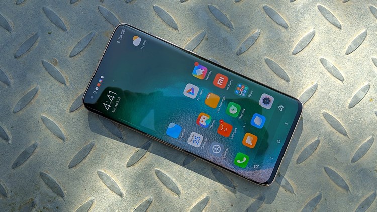 Xiaomi Mi 10 Pro Im Test Vom Preishit Zum 1 000 Euro Flaggschiff Android Derstandard At Web