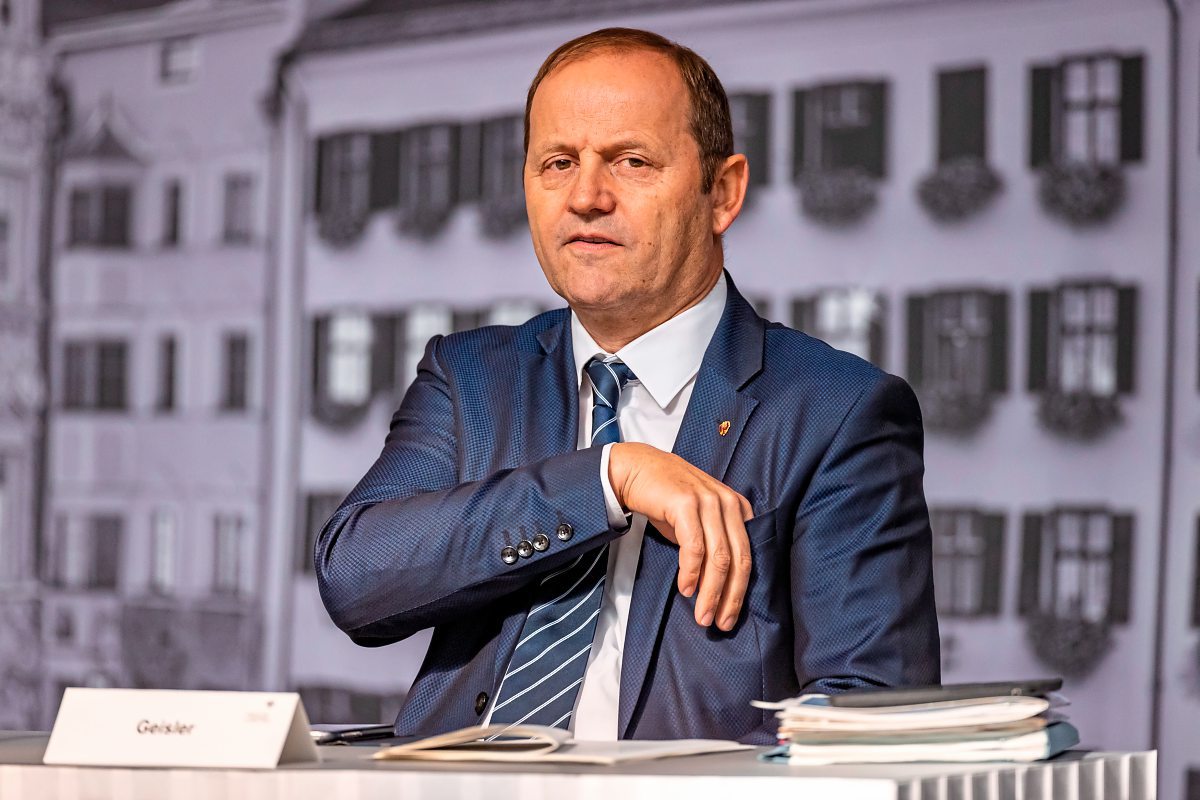 Sexismus In Der Politik Widerwartige Wortwahl Beate Hausbichler Derstandard De Meinung