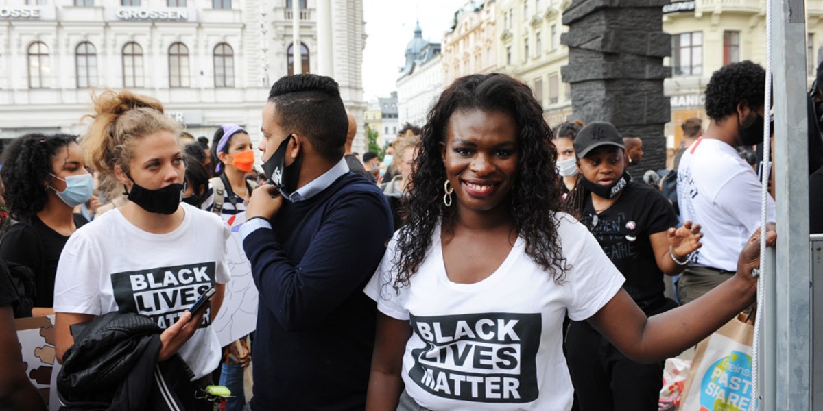 Mireille Ngosso Von Der Wiener City An Die Black Lives Front Wien Derstandard At Panorama