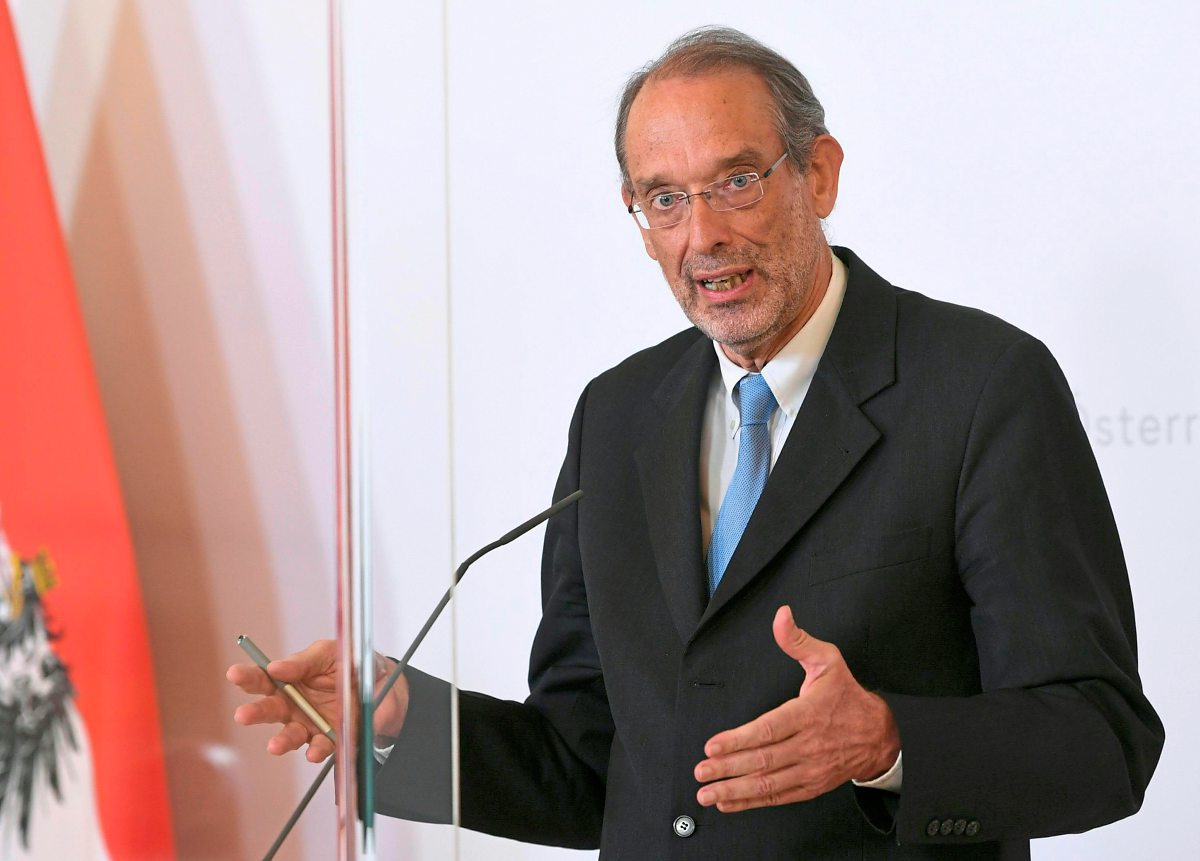 Bildungsminister Fassmann Halt Masken Im Unterricht Fur Unzumutbar Bildung Derstandard At Inland