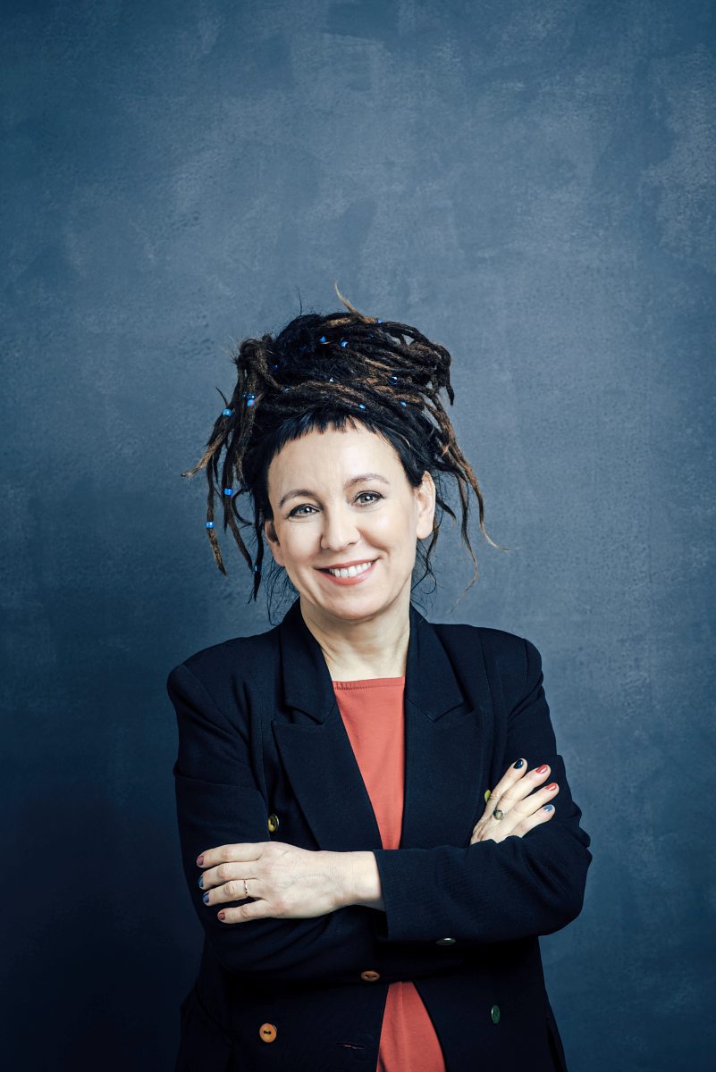Olga Tokarczuk Neue bizarre Geschichten der Nobelpreisträgerin Literatur derStandard.de