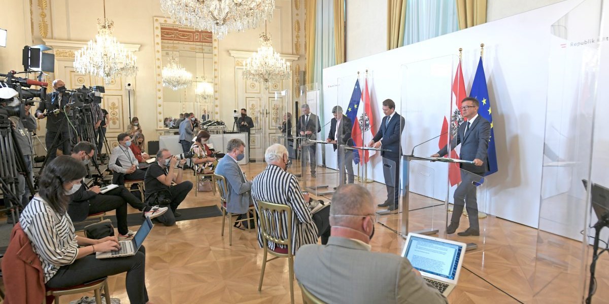 Pressekonferenzen Der Regierung Solide Information Oder Nur Heisse Luft Inland Derstandard At Inland