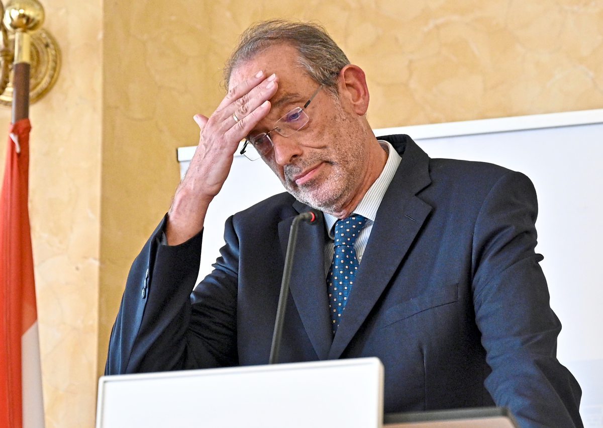 Bildungsminister Fassmann Schulen Und Unis Bleiben Gelb Kleines Corona Lexikon Derstandard At Inland