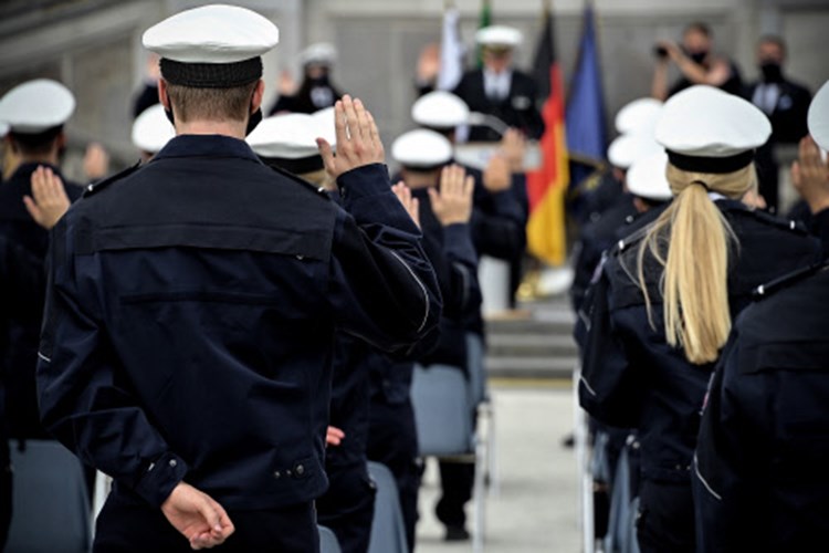 Polizisten Suspendiert Polizisten Suspendiert