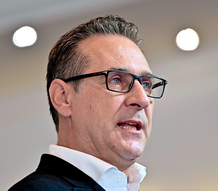 Strache sieht drohende Kontenöffnung gelassen - Wien-Wahl ...