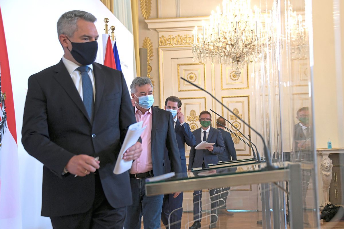 Wie Die Regierung Kommuniziert Teil Eins Frei Erfunden Sind Geruchte Von Ausgangssperren Koalition Derstandard At Inland