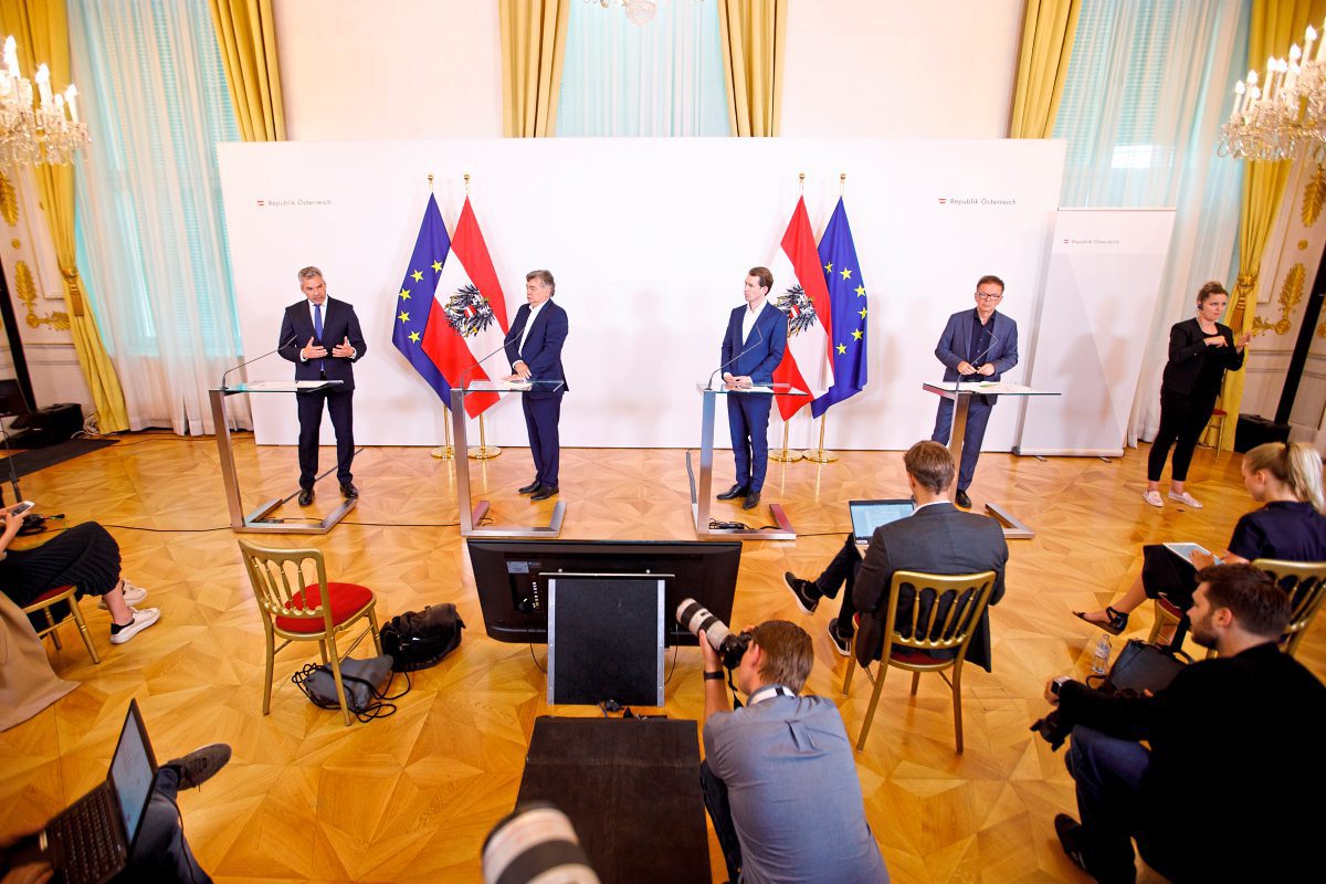 Regierung Schickt Osterreich In Den Zweiten Lockdown Coronavirus Derstandard At Panorama