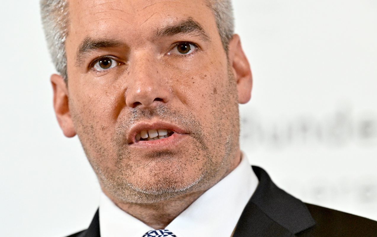 Terror In Wien Untersuchungskommission Soll Polizeifehler Prufen Terroranschlag In Wien Derstandard At Inland